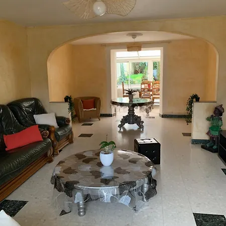 Holiday home Maison Bonheur Ville-en-Selve