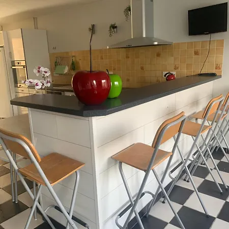 Maison Bonheur * Ville-en-Selve